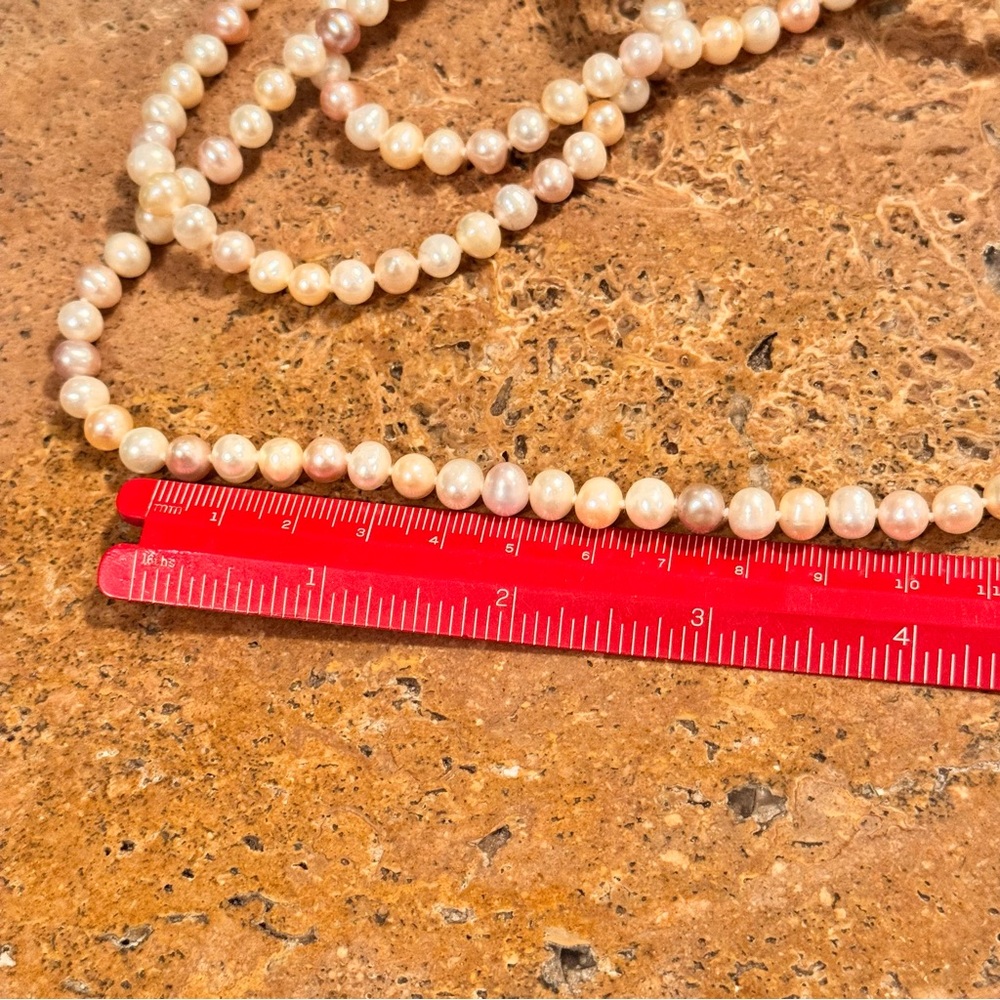 Authentic Pearl Necklace 70” multicolored Single Strand Pink Cream Tan Elegant - Picture 11 of 13